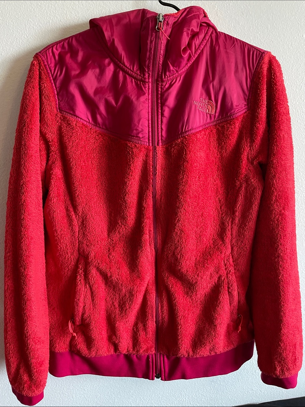 The North Face Two-Tone Red Hooded Fleece Jacket- L